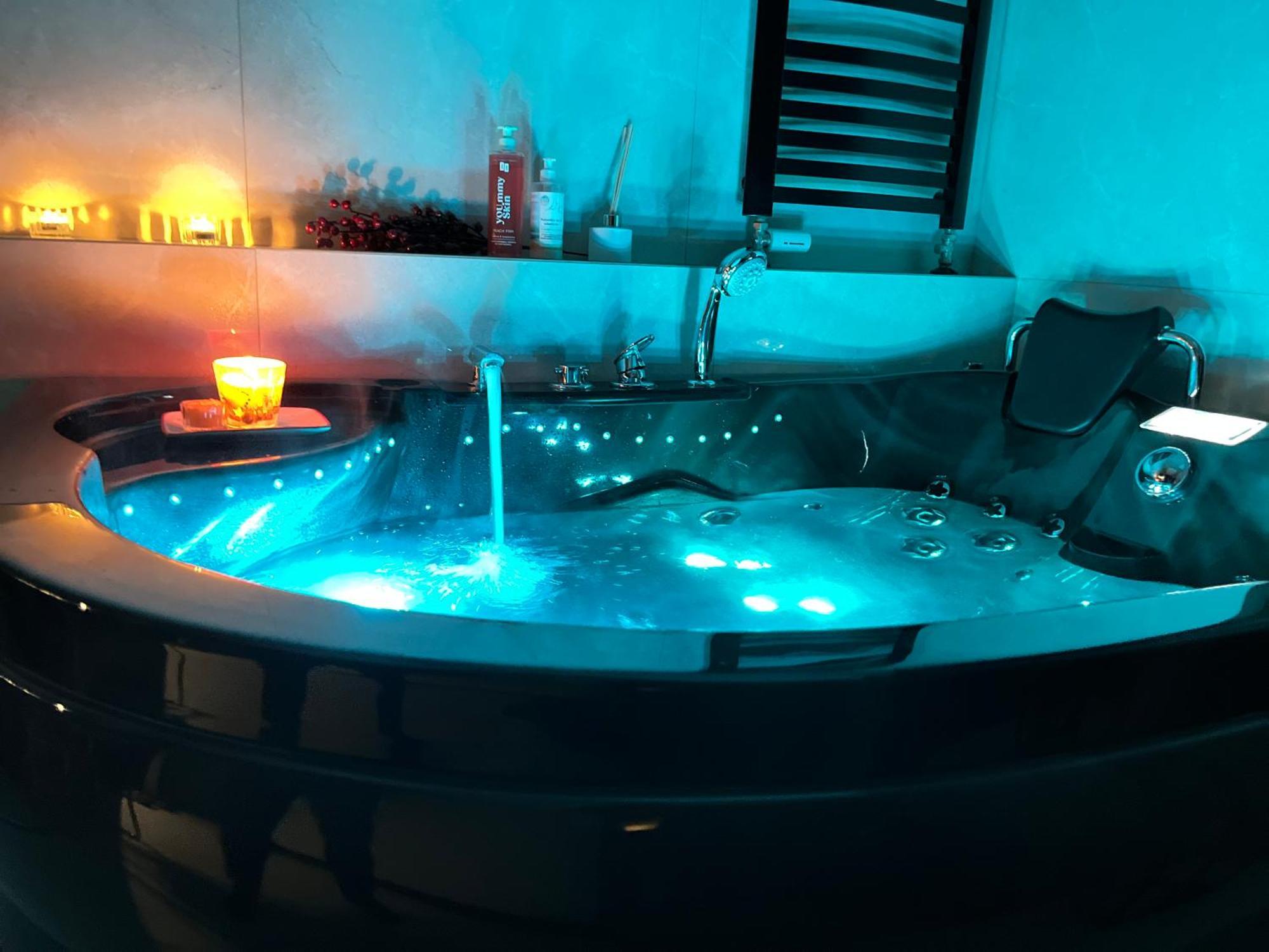 Jacuzzi Rakowicka Top Apartments クラクフ エクステリア 写真
